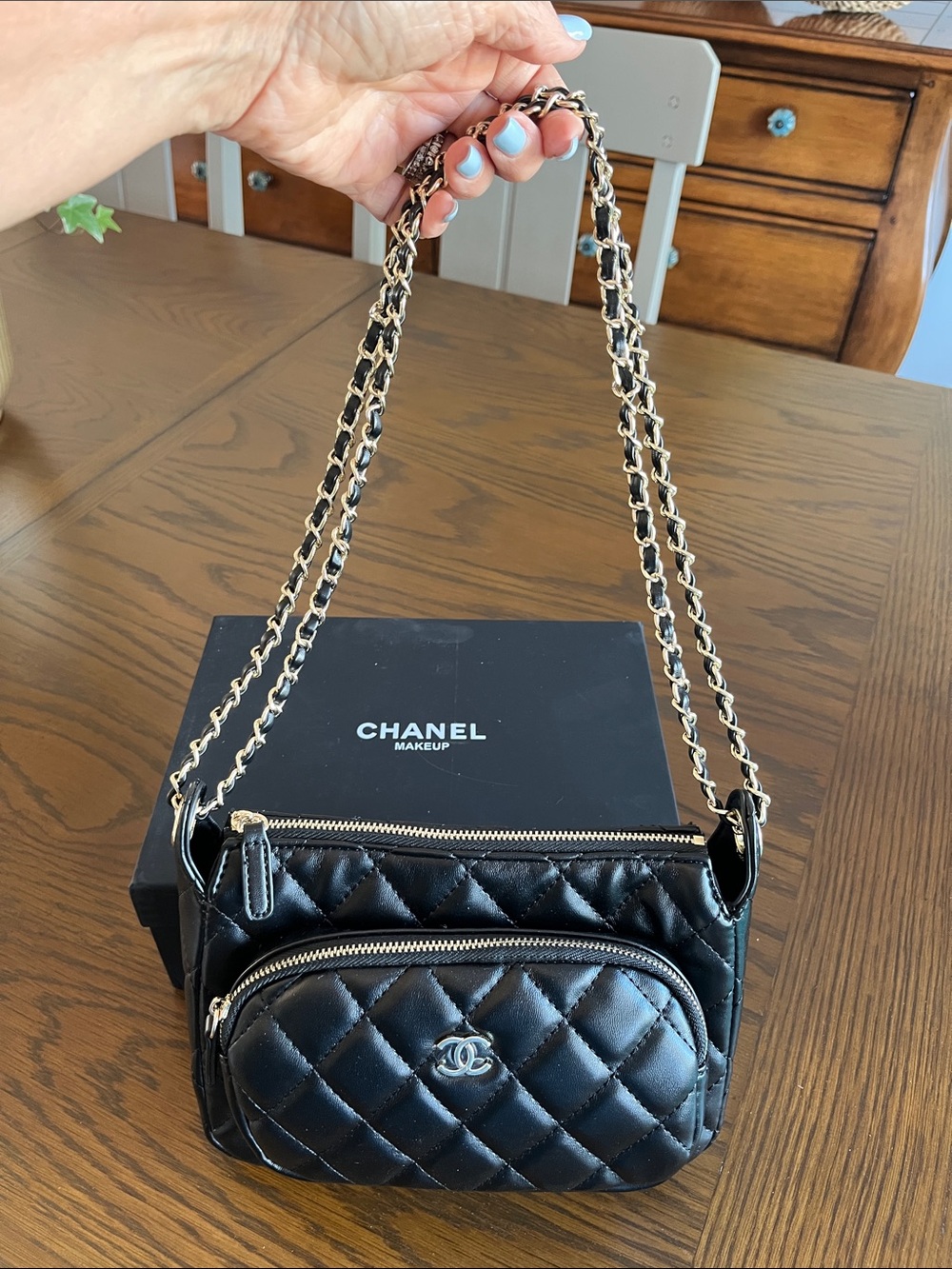 Chanel Makeup Line Black Quilted Crossbody Bag - Picture 13 of 14
